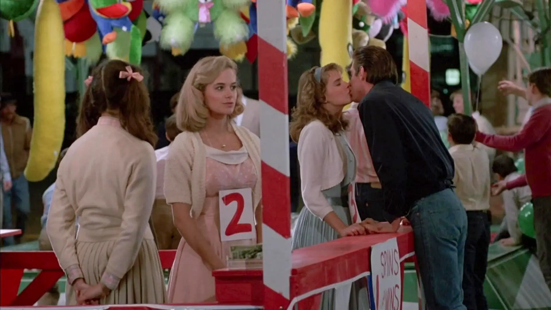 دانلود فیلم مایه دردسر - Mischief 1985